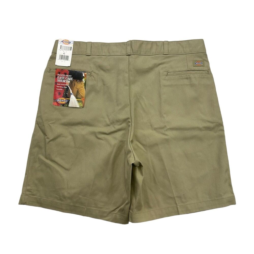 Dickies Work Shorts Mens 42 Brown Pleated Classic Fit Chino Workwear NWT